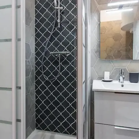 Апартаменты Cmg Place De Clichy - Metro Europe