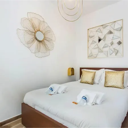 Cmg Place De Clichy - Metro Europe Apartment